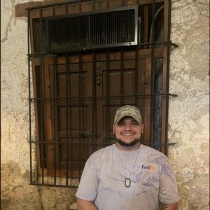 Meet your Posher, Wyatt